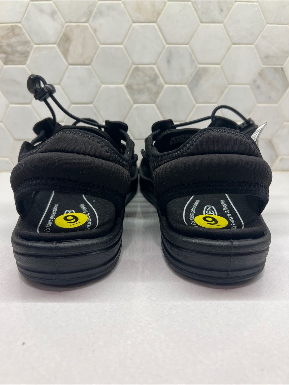 Women's UNEEK II Open-Toe Sneaker Sandal Black Size 9 - Picture 3 of 7